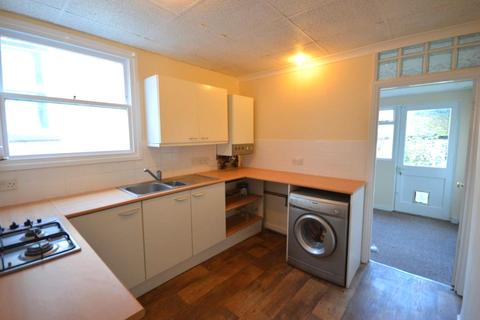 2 bedroom flat to rent, Victoria Avenue, Plymouth PL1