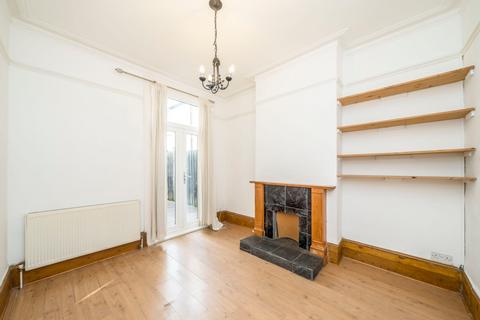 222 Woolwich Road, London, SE7 7QU