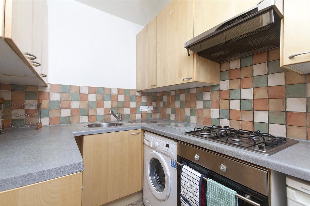 Apartment in Edinburgh, Abbeyhill, Old Town - View 3