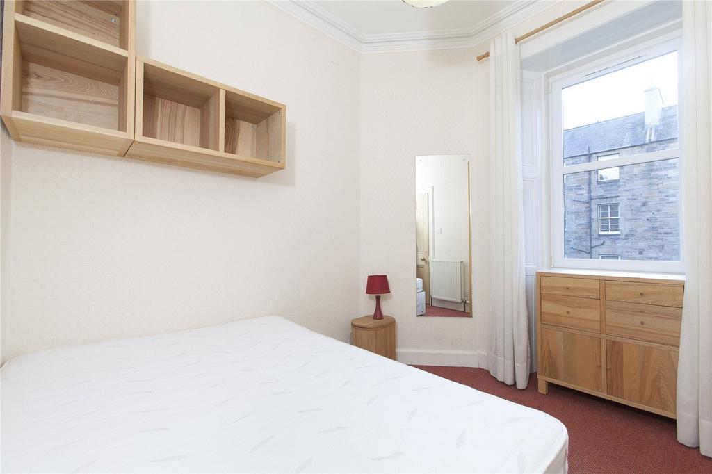 Apartment in Edinburgh, Abbeyhill, Old Town - View 4