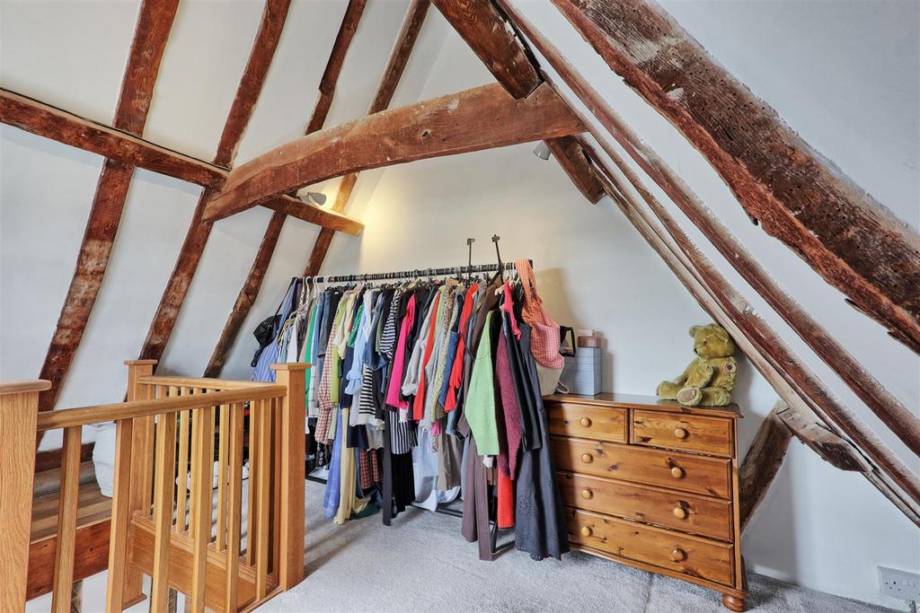 IMG 0239 40 41 easy HDR-interior3.jpg