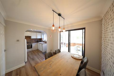39 Ashdene Close, Willerby, Hull, HU10 6LW