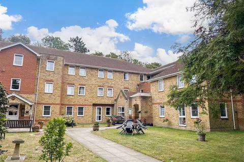 2 bedroom ground floor flat for sale, Fairfield Road, Broadstairs, Kent
