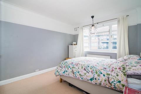 2 bedroom flat for sale, Churchdale Court, Harvard Road, LONDON