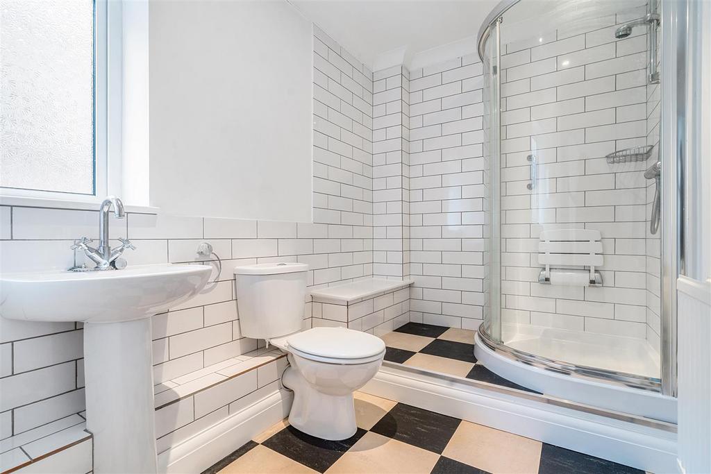 Family Shower Room