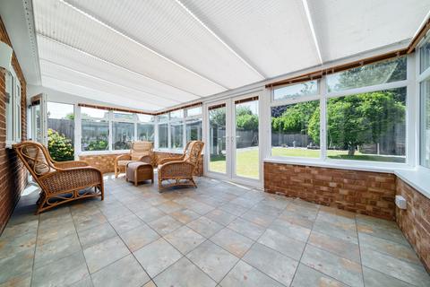 4 Coach Road, Acrise, Folkestone, CT18 8LS