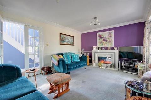 4 bedroom detached house for sale, Sellers Drive, Leconfield