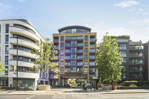 Kew Bridge Road, Brentford TW8