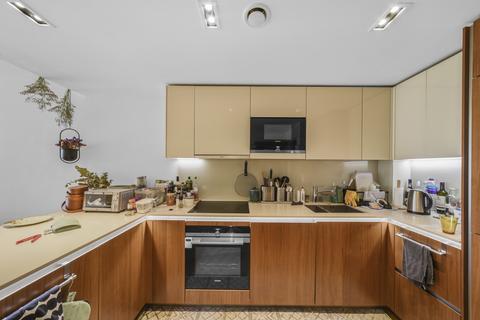 2 bedroom apartment for sale, Kew Bridge Road, Brentford TW8