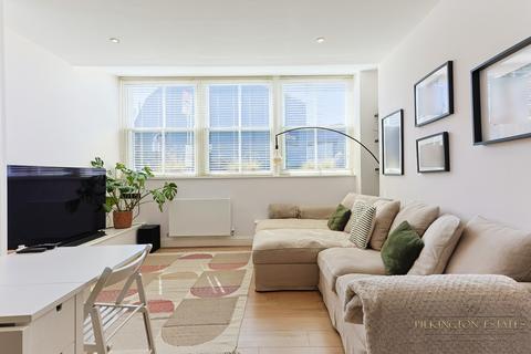 2 bedroom flat for sale - Plymouth, Devon PL1