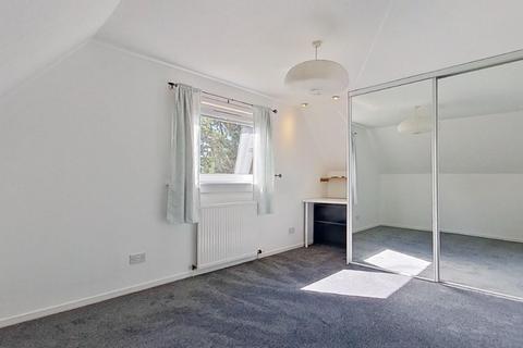 3 bedroom detached house to rent, Kirkfield West, Livingston, West Lothian, EH54