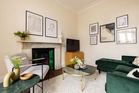 2 bedroom apartment to rent, Cambridge Gardens, London W10