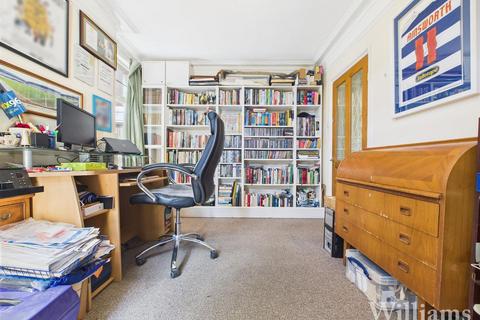 3 bedroom house for sale, Stoke Road, Aylesbury HP21