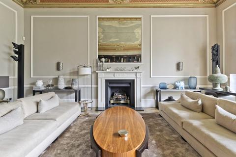 5 bedroom apartment to rent, Palace Gate, Kensington, W8