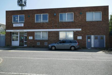 Industrial unit for sale, 151 Brooker Rd Waltham Abbey EN9 1JH