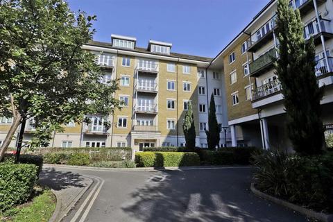 2 bedroom flat for sale, Park Lodge Avenue, Kensington House, UB7