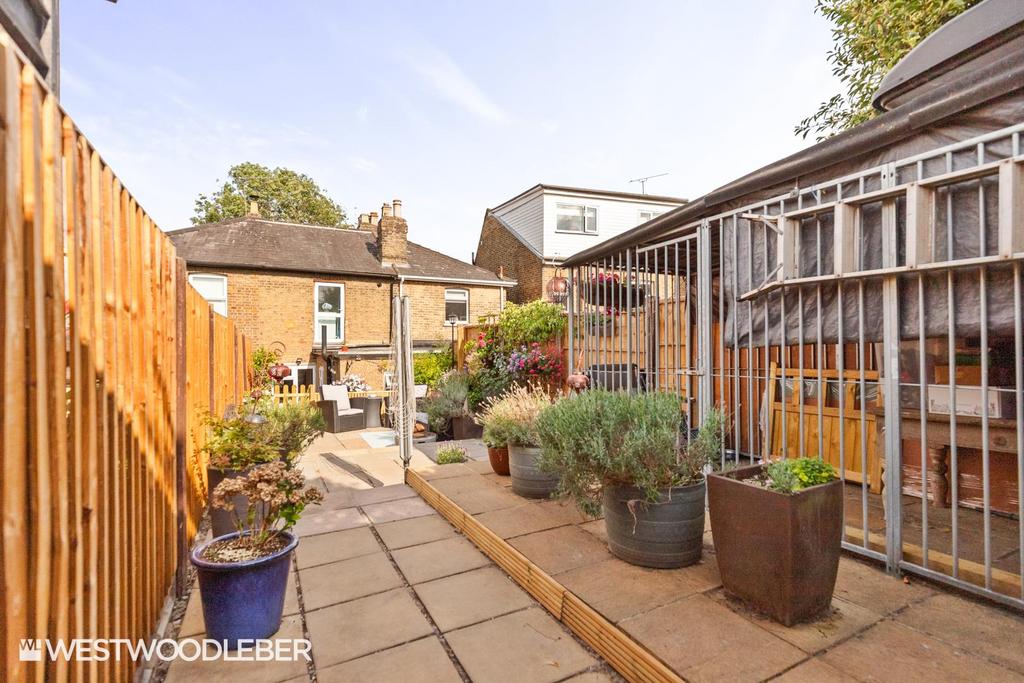 Burford Street 15.jpg