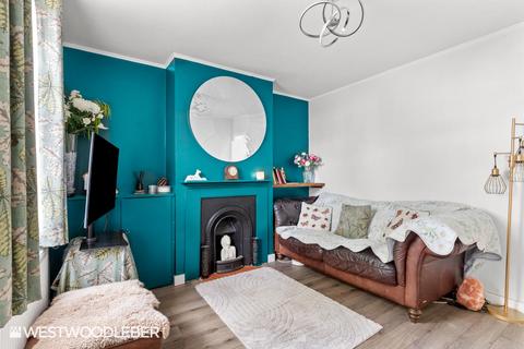 2 bedroom terraced house for sale, Burford Street, Hoddesdon EN11