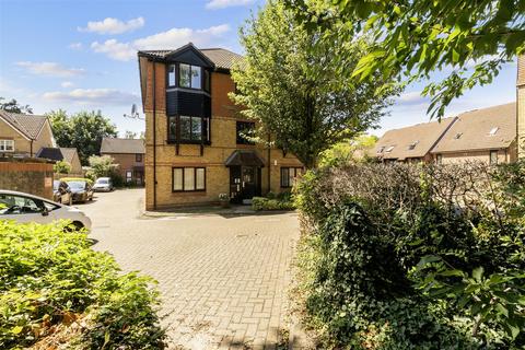 5 Turnpike Lane, Sutton, SM1 4ET