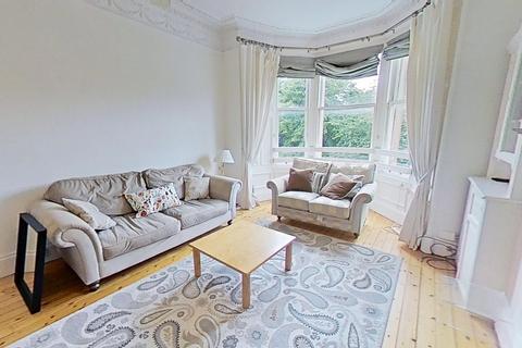 3 bedroom flat to rent, (2f2) Spottiswoode Street, Edinburgh, EH9