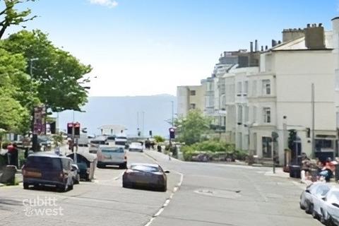 Studio to rent, Upper Rock Gardens Brighton BN2