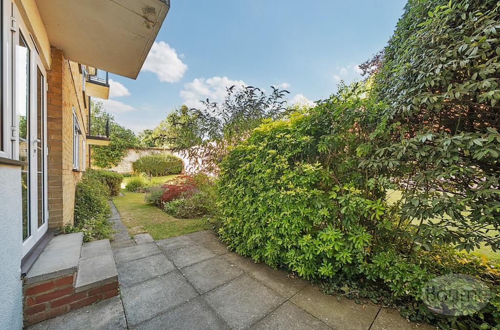 Ae949722-abe4-4cd...