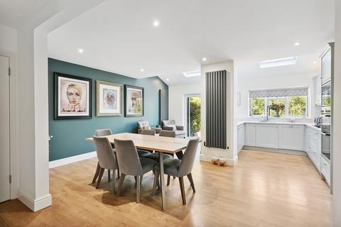 15 The Laurels, Banstead, SM7 2HG