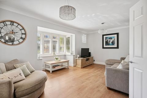 15 The Laurels, Banstead, SM7 2HG