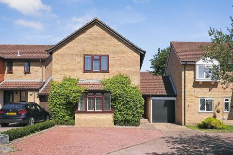 15 The Laurels, Banstead, SM7 2HG