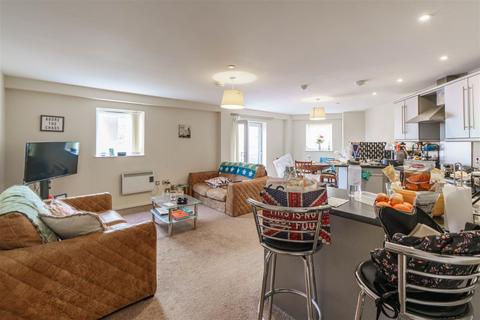 2 bedroom apartment to rent, Rialto Building, City Centre, NE1