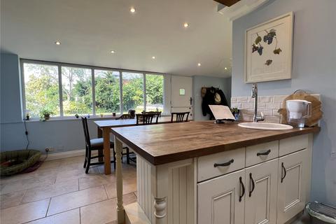 The Hawthornes Barrows Lane, Sway, Lymington, SO41 6DE