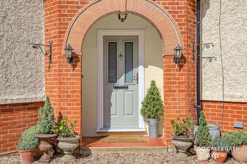 4 bedroom detached house for sale, Slough Farm Lane, Sudbury CO10
