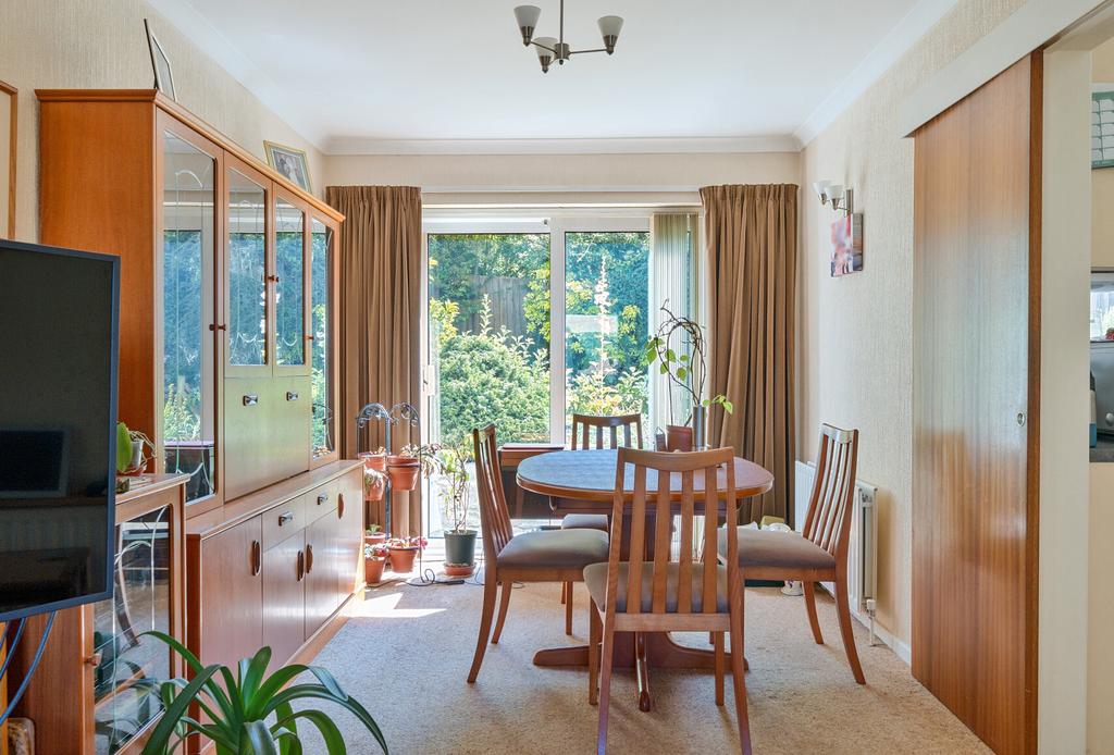 1315627 10 686009...