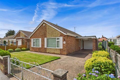 3 bedroom detached bungalow for sale, The Parkway, Willerby