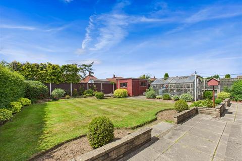3 bedroom detached bungalow for sale, The Parkway, Willerby