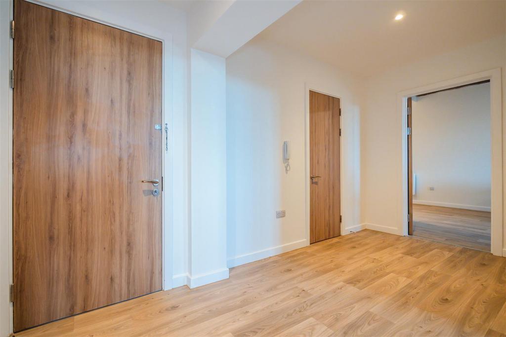 OERKCJ0th0 W3p I25 Md ABpw.jpg