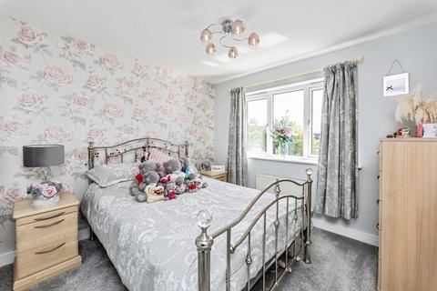 2 Durban Close, Featherstone, Pontefract, WF7 6NG