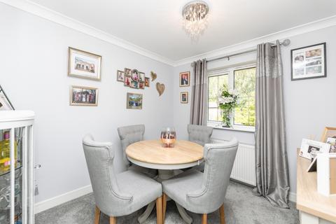 2 Durban Close, Featherstone, Pontefract, WF7 6NG