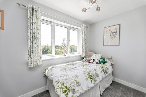 2 Durban Close, Featherstone, Pontefract, WF7 6NG