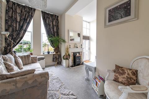 2 bedroom end of terrace house for sale, The Residence, Dartford