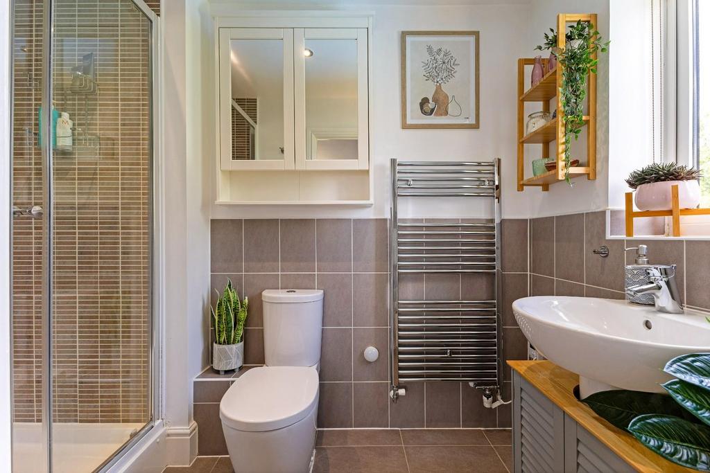 95135 24 Norman Drive Old Sarum (24).jpg