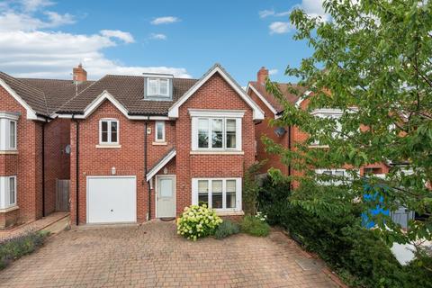 5 bedroom detached house for sale, Norfolk Close, Iver SL0