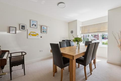 undefined, Norfolk Close, Iver SL0