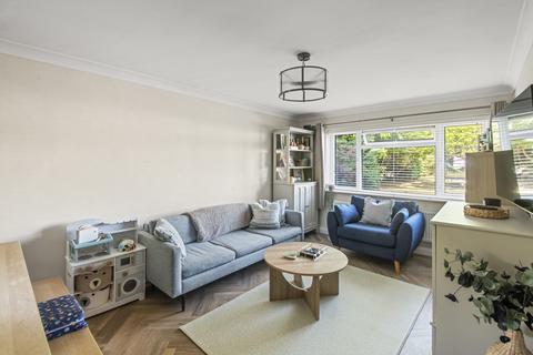 2 bedroom apartment for sale, Manor Court Road, Hanwell, W7