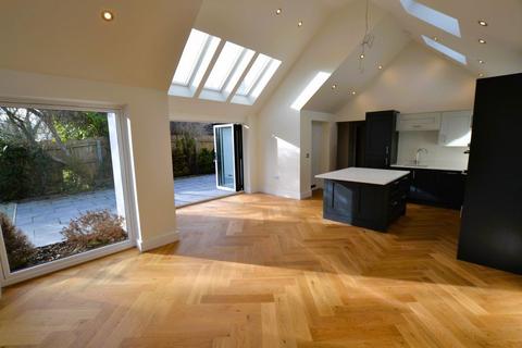 2 bedroom bungalow to rent, Pirton, Hertfordshire