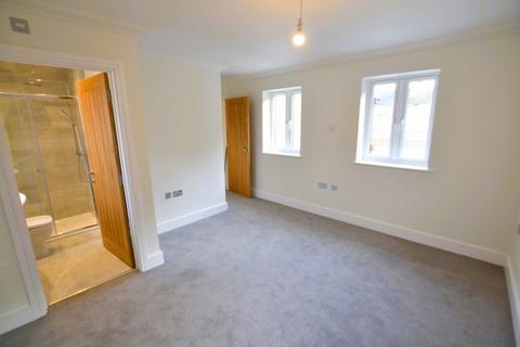 2 bedroom bungalow to rent, Pirton, Hertfordshire