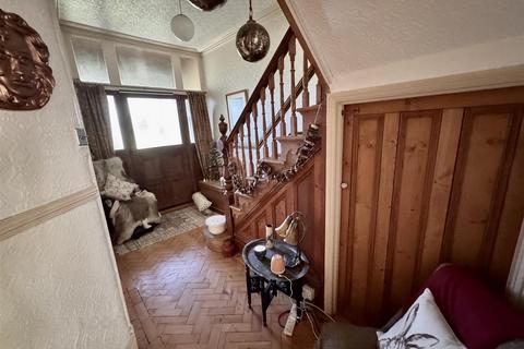 4 bedroom detached house for sale, Brynmawr Avenue, Ammanford