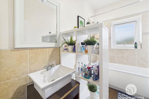 4 Cross Street, Lower Darwen, Darwen, BB3 0PW