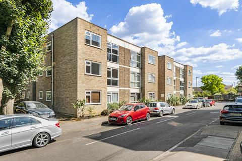 1 Woodstock Gardens, Beckenham, BR3 5BE