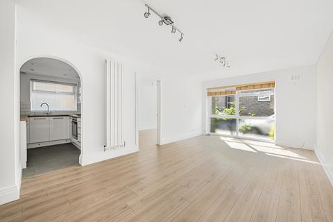 1 Woodstock Gardens, Beckenham, BR3 5BE